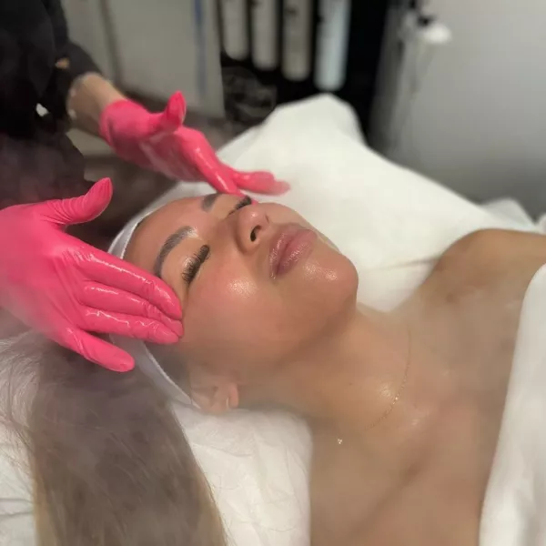 A HydraFacial treatment in progress at Vanity Compound